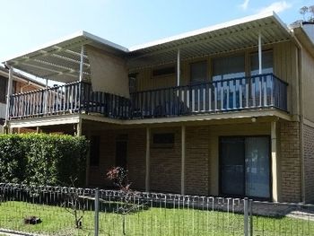 Lakeside Getaway - Australian Directory 0