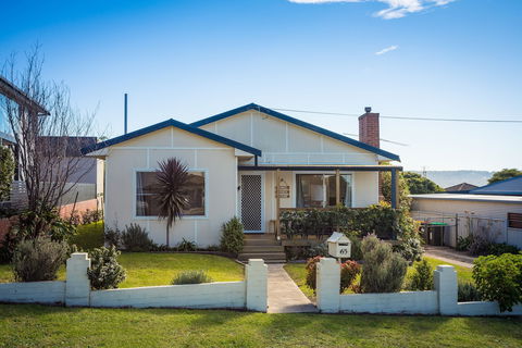 Bungo Beach House Pet Friendly House - Australian Directory 1