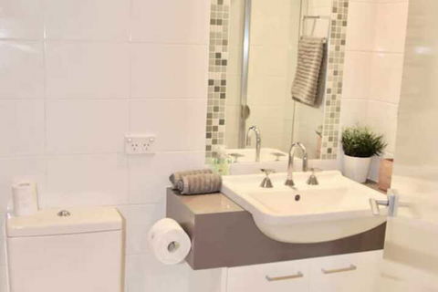Stylish Mod Apt Near CBD Free Parking - Australian Directory 6