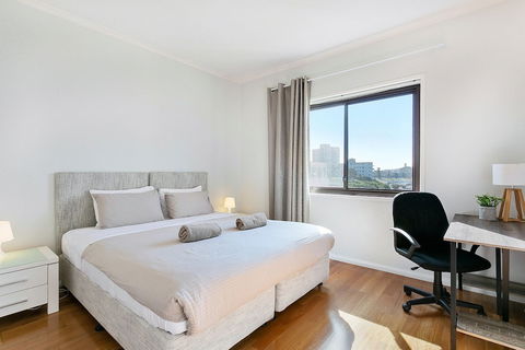 Ultimate Bondi Escape - Australian Directory 1