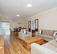 Longboard 11 Boulder Bay Road - Australian Directory