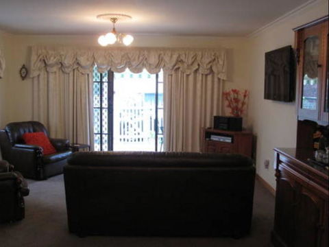 Twin Pines Cottage On Lansdowne - Australian Directory 5