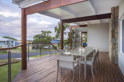 THE PERFECT BEACH HOUSE - Australian Directory 4