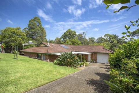 LAKEVIEW - Australian Directory 4
