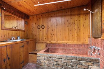 Clovelly Beach Cottage H372 - Australian Directory 6