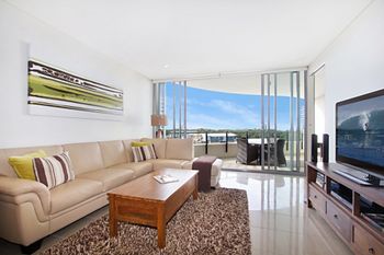 Cotton Beach Forty Four Roof Top - Australian Directory 0