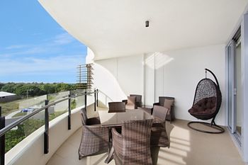 Cotton Beach Forty Four Roof Top - Australian Directory 3