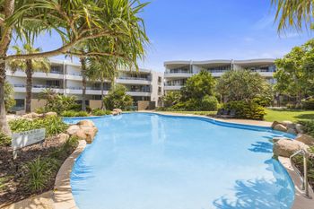 Cotton Beach Forty Four Roof Top - Australian Directory 4