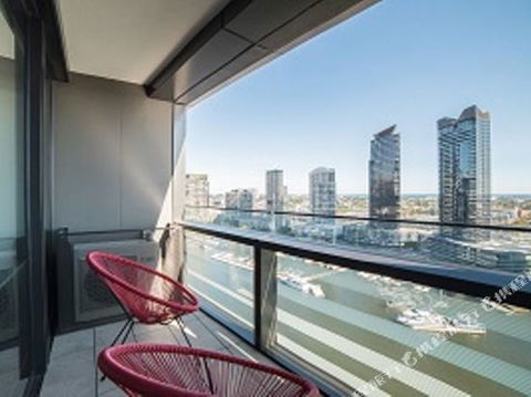 WaterFront Apartment - Australian Directory 1