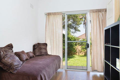 Pelicanstay Holiday Home Bondi Beach - Australian Directory 5