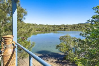 Spinnakers Loft 3 Bed Apartment - Australian Directory 1