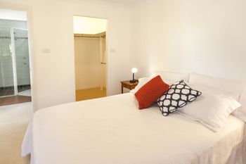 Spinnakers Loft 3 Bed Apartment - Australian Directory 6