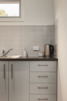 Bright & Updated 1 Bedroom Apartment - Australian Directory 2