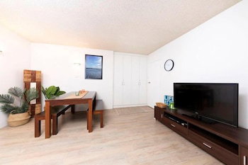 Hibiscus Court Unit 4 - Australian Directory 3