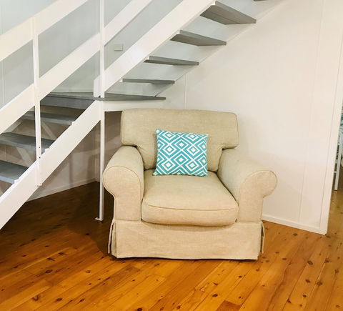 Coastal Cottage - Cannonvale - Australian Directory 1