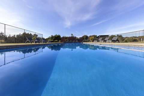 Ramada Resort By Wyndham Phillip Island - Australian Directory 1