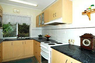 Ambience Holiday Apartments - Australian Directory 4