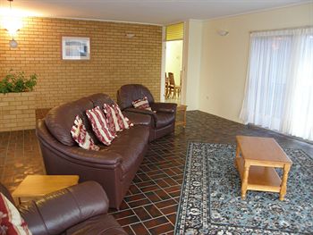Ambience Holiday Apartments - Australian Directory 5