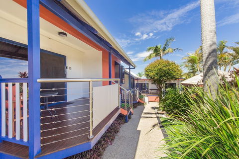 Clubyamba Beach Holiday Accommodation - Adults Only - Australian Directory 1