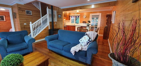 Dunes - Elegant Beach Villa With Huge Swim Spa - Australian Directory 2