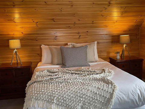 Dunes - Elegant Beach Villa With Huge Swim Spa - Australian Directory 1