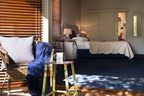 Lake Como Studio Daylesford - Australian Directory 3