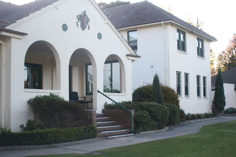 The Dormie House - On The Golf Course - Australian Directory 6