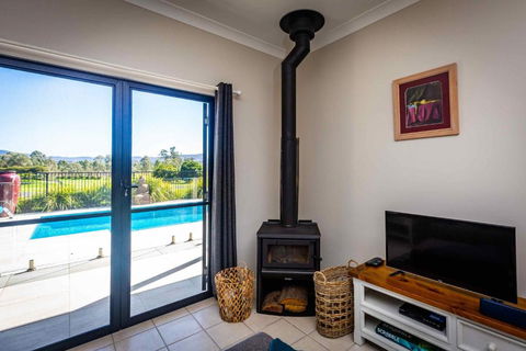 Mandalay Villas - Villa 2 - Australian Directory 6