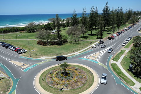 Queensleigh Apartment - Australian Directory 1