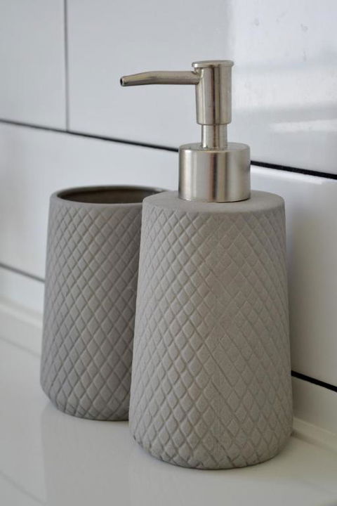 Ithaca 1896 Manor - Australian Directory 1