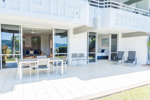 Frangipani 5 On Hamilton Island - Australian Directory 0