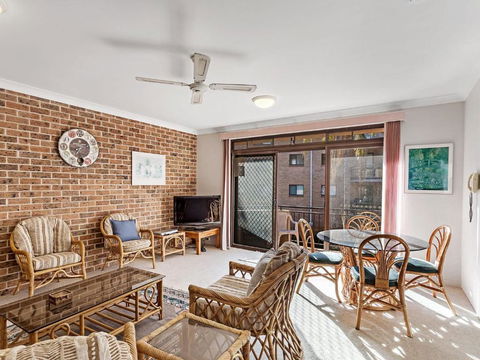 Kurranulla, Unit 5/15 Weatherly Close - Australian Directory 2