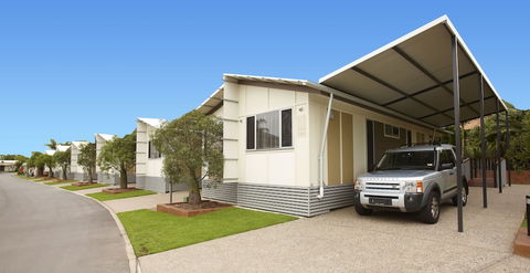 Brisbane Holiday Village - Australian Directory 3