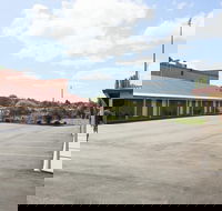 Club Motel - Australian Directory