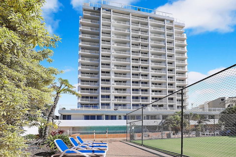 Elouera Tower Beachfront Apartments - Australian Directory 0