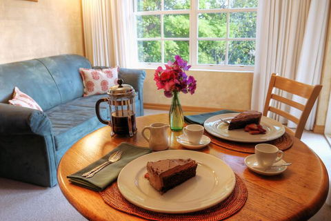 Vineyard Cottages - Australian Directory 4