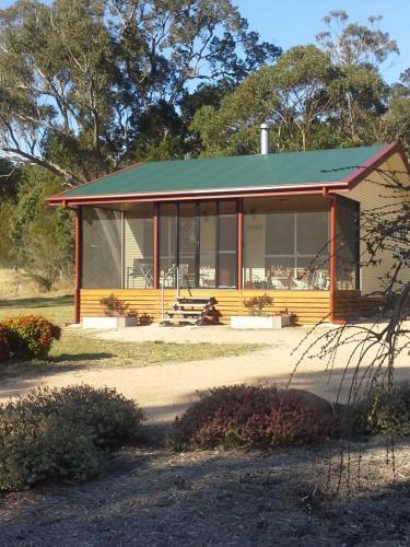 Maric Park Cottages - Australian Directory 1