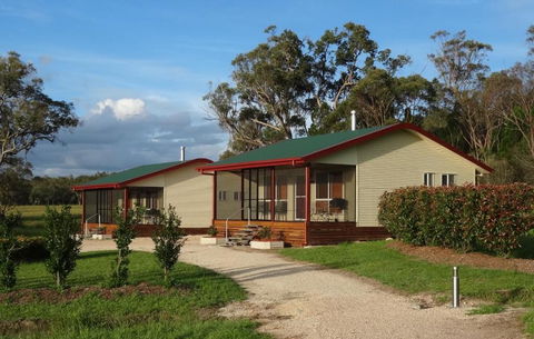 Maric Park Cottages - Australian Directory 6