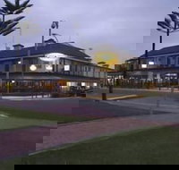 Grand Tasman Hotel - Australian Directory