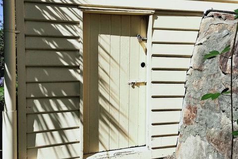 ST PAULS BED & BREAKFAST - Australian Directory 1