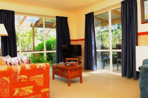 The Crays Accommodation - Australian Directory 6