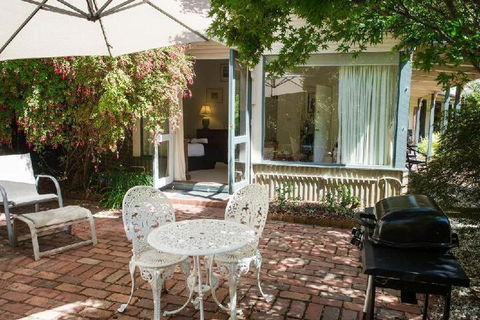 Valley Guest House - Australian Directory 6