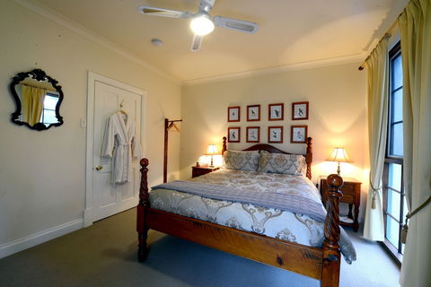 St Helens Country Cottages - Australian Directory 6