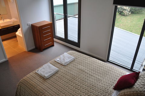 Apollo Bay Cottages - Australian Directory 5