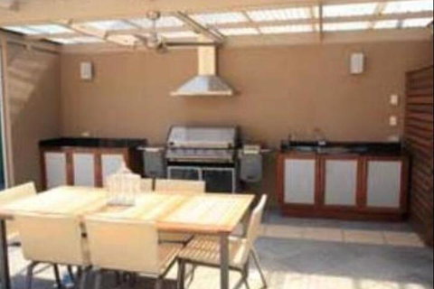 Amelia S Bed & Breakfast - Australian Directory 7