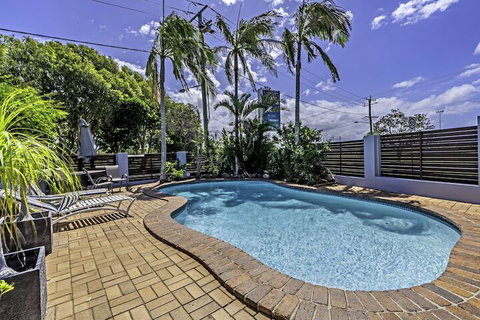 Blue Waters Motel - Australian Directory 3