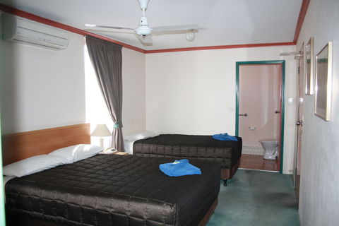 Hunter Valley Travellers Rest - Australian Directory 6