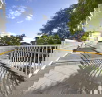 Windsor Lodge Como - Australian Directory