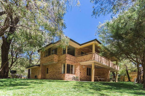 Siesta Park Holiday Resort - Australian Directory 5