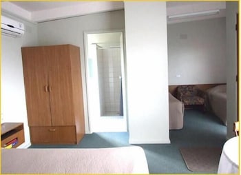 Abbotswood Motor Inn - Australian Directory 5